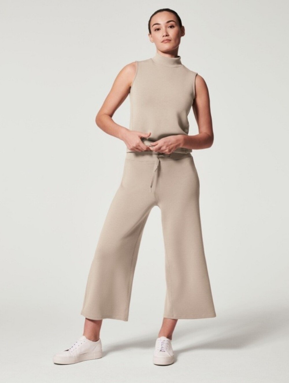 NWT SPANX AirEssentials Cropped Wide Leg Pants Fawn Large L